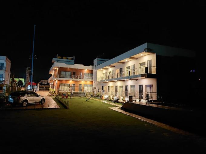 מנדרמוני Royal Of Sea Resort מראה חיצוני תמונה